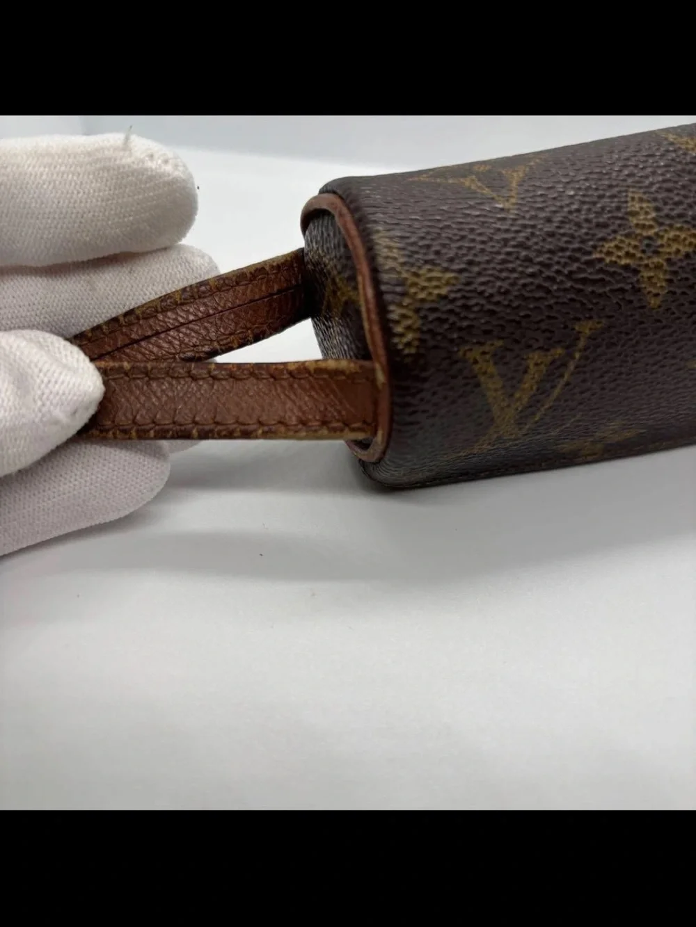 Louis Vuitton Brown Monogram Canvas Key Pouch